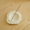 Đế cắm nhang gốm be