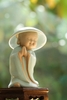 Tượng chú tiểu yêu đời