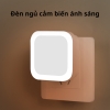 Đèn Ngủ Cảm Biến Ánh Sáng (hình vuông, màu trắng)