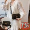 Túi MK Thêu Da Mềm May Chỉ Hình Thoi Phong Cách 1