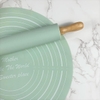 Cây lăn bột làm bánh bằng tay kèm thảm chống dính bằng silicone