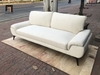 ghế sofa băng vải nỉ màu trắng kem