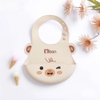 Yếm silicone Misan hình thú có máng hứng