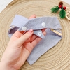 Yếm cotton cổ ve (màu ngẫu nhiên)