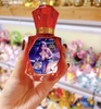 Nước hoa cô gái áo tím tóc tím sexy