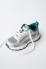 Giày thể thao lưới Zara Mesh Trainers màu bạc mix xanh lá