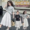 Bộ áo phông cotton họa tiết nơ kèm chân váy voan dáng dài