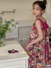 Váy yếm nơ cổ hồng họa tiết hoa sơn dầu