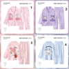 Bộ pyjamas 16 mẫu cho mẹ và bé
