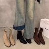 Boots da lộn gót 5 phân mũi vuông kéo khoá 2 màu be và nâu