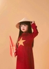 Áo dài lụa sao vàng màu đỏ cho bé gái