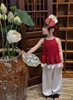 Set 3 món Hi.Sun yếm đỏ ,quần, mấn hoa cài đầu cho bé