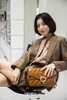 Áo blazer Sandro dài tay kẻ caro màu nâu