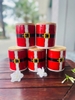 Nến áo ông già Noel nắp gỗ 10 Oz hương vân sam phủ sương