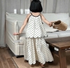 Set chấm bi áo sát nách quần loe 3 màu cho bé