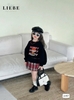 Set bộ Labubu Happy hãng Liebe Babydress áo nỉ đen phối chân váy caro đỏ