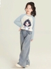 Bộ cotton raglan áo trắng xanh hình cô gái mix quần jean hãng Elaine