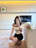 Áo trễ vai trắng nơ đen hãng WG.WE