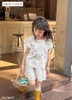 Bộ áo trắng thêu chữ kèm chân váy ren thô Luca&Luca