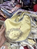 Yếm sư tử vàng xuất Hàn