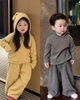 Bộ dài tay kẻ ngang ngôi sao gắn mũ 2 màu vàng, nâu