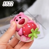 Gấu Dâu Nằm Ôm Dâu Nhựa Đặc TQ