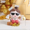 Tượng - Nữ tỷ phú dolar