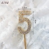 Que cắm số 5 hợp kim vàng đính kim cương