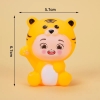Tượng bé trai hổ vàng nhựa mềm