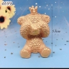 Tượng gấu vàng đội vương miện nhựa mềm