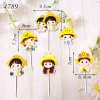 SCG-Set cắm bé gái đội mũ vàng HD