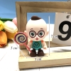 Bé trai kẹo mút nhựa nhẹ TQ
