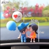 Tượng Cặp Đôi Đội Mũ Cầm Bóng Bay I ❤️ You TQ