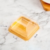 Hộp W09 đựng bánh vuông nắp vòm – màu vàng TQ