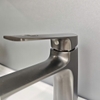 Vòi Lavabo Nóng Lạnh V36