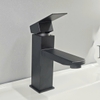 Vòi Lavabo Nóng Lạnh V45