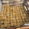 Đá Bazan Cubic (Pac vàng)