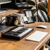 MIDI Controller Novation Launchkey Mini 25 MK4