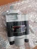 BƠM XE NÂNG 10T*1KHOANG 55 * QUAY PHẢI, ĐƯỜNG DẦU ĐÁY ( 2 LỖ TAI BẮT ZEN) - KX0003398 - NC