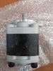 BƠM XE NÂNG 10T*1KHOANG 55 * QUAY PHẢI, ĐƯỜNG DẦU ĐÁY ( 2 LỖ TAI BẮT ZEN) - KX0003398 - NC