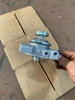 ĐẾ LỌC CÓ BƠM TAY XE NÂNG C240 ( BU LÔNG BẮT NGANG) IT BÁN  TCM HLP