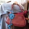 Charm hoa cúc iSeren, da dê cao cấp, da thật handmade, móc khóa, charm treo túi xách, quà tặng cao cấp