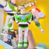 MÔ HÌNH TĨNH BUZZ LIGHTYEAR CHÍNH HÃNG DISNEY