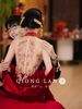 Sườn xám thêu hoa văn kèm khăn choàng_I109
