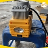 Máy bơm lốp xe 12V mini, 120W 30L/phút Tolsen 65515 - Hàng chính hãng.