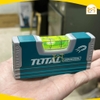 Thước thủy mini từ tính TOTAL TMT20105M chiều dài 10cm, lọ thủy ngân chống sốc 0.5mm/m, độ dày 1.5mm
